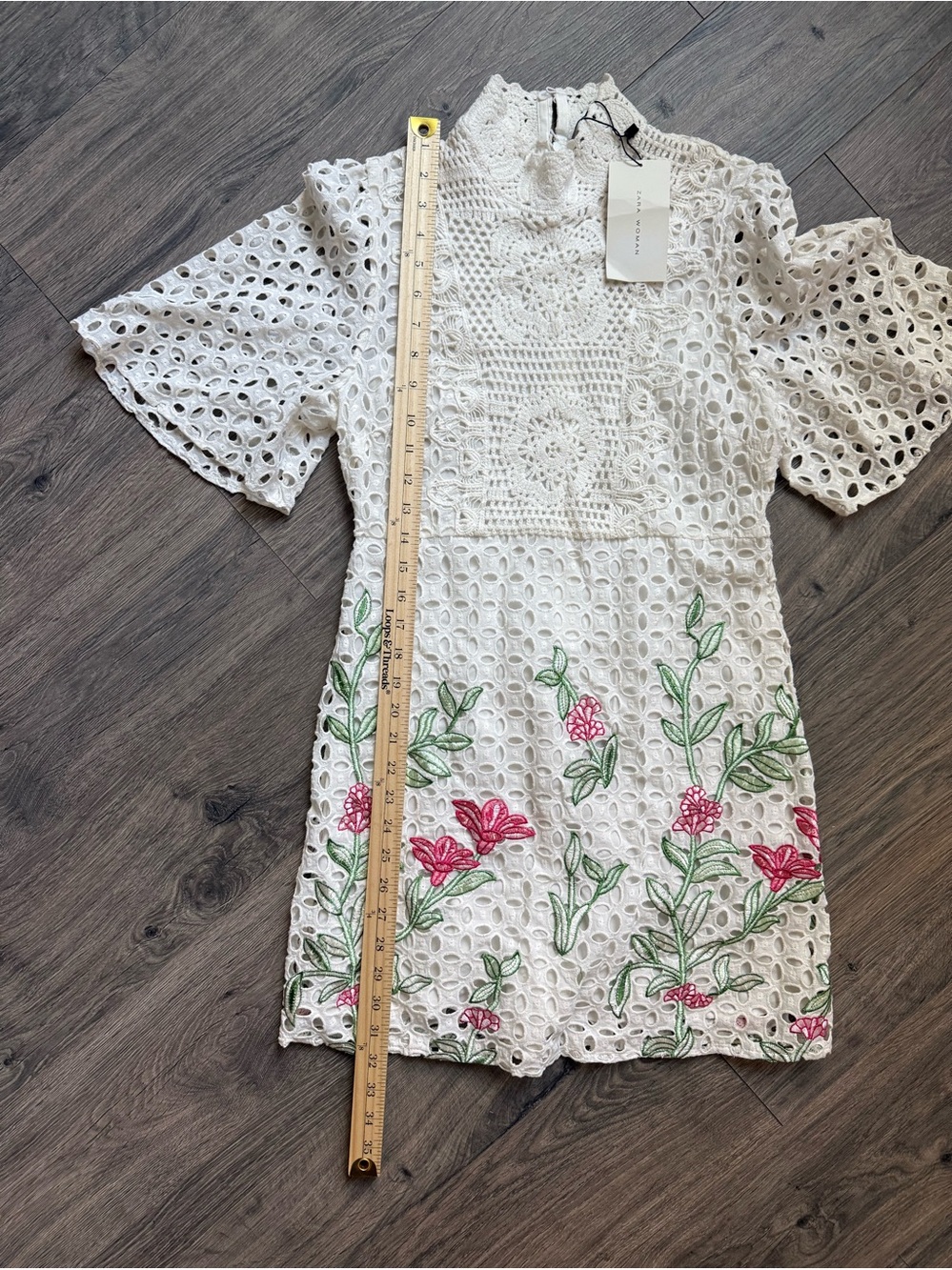 ZARA NWT White Eyelet Lace Embroidered Mini Dress Floral High Neck Size S